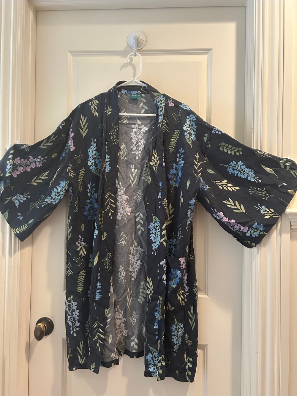 Uncommon Goods 100%Lyocell Soft Navy Floral Print Kimono Robe wide sleeves M/L